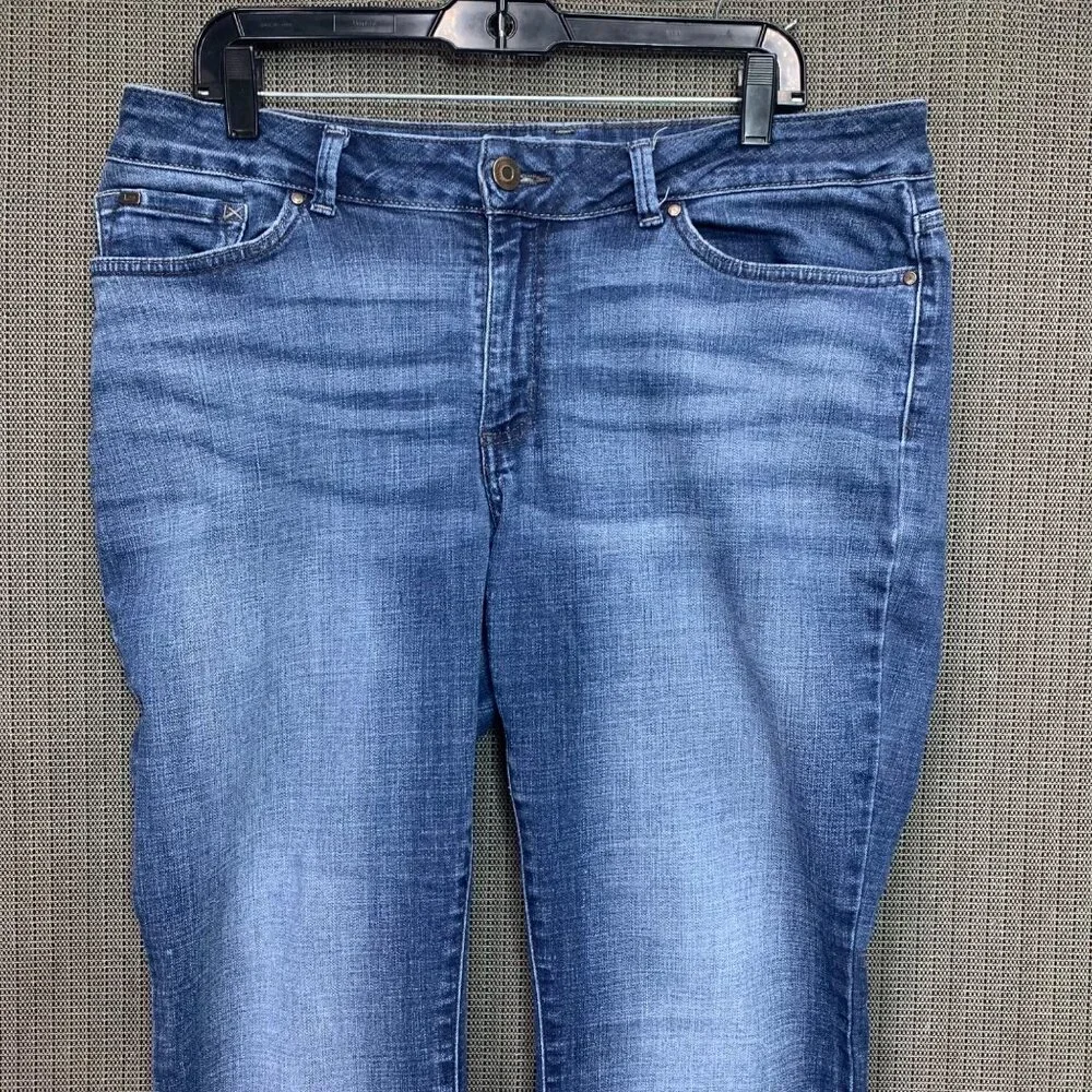 Lee Womens Size 12 Jeans Modern Series Curvy Fit Bootcut Mid Rise 5 Pocket - Picture 3 of 9